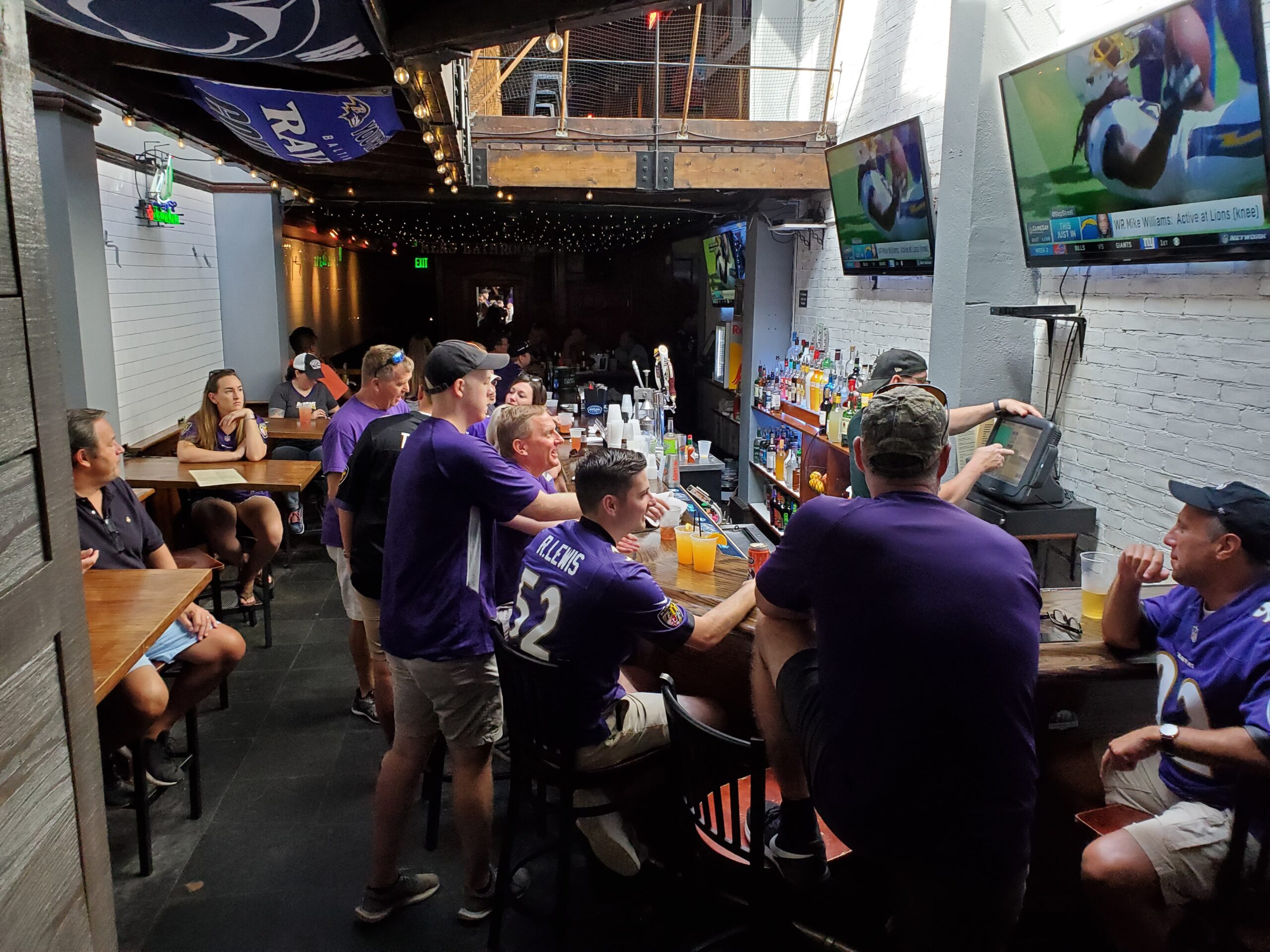 Bar photo 2
